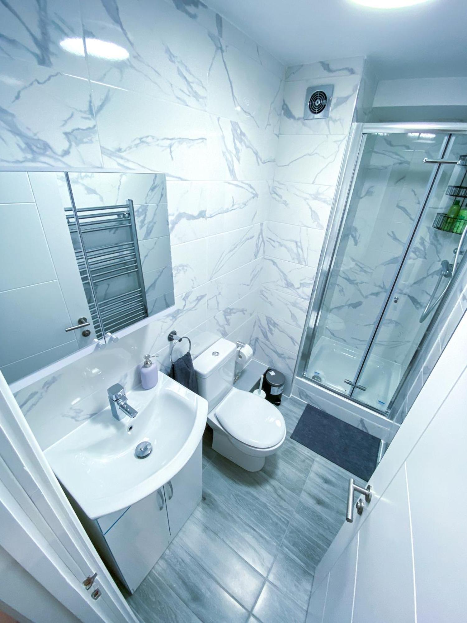 Spacious 2-Bedroom Flat In London - F3 Esterno foto